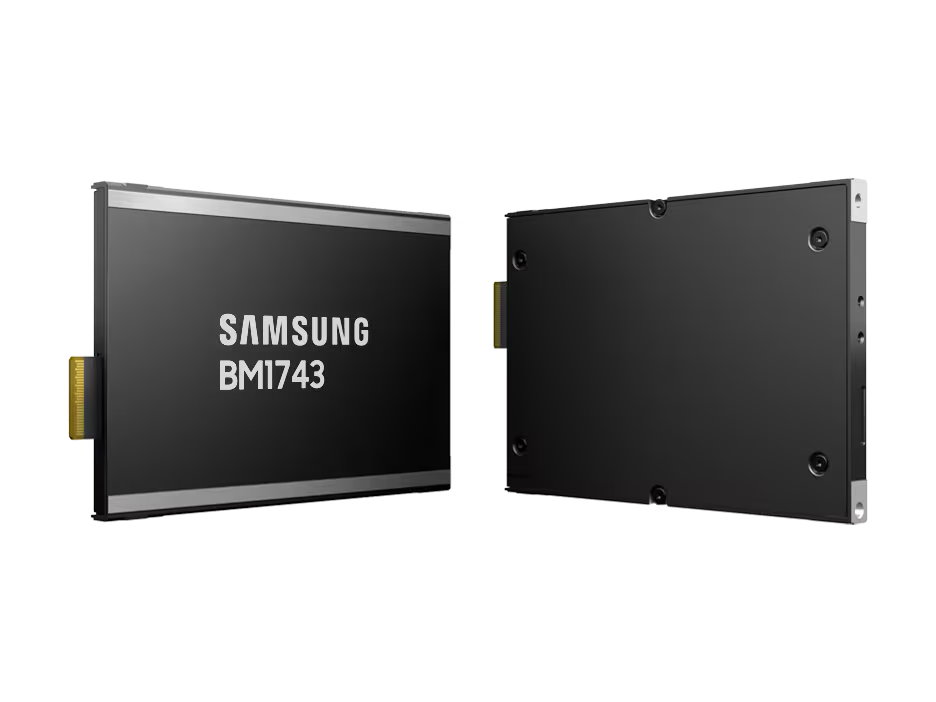 Samsung BM1743 High-Capacity Enterprise NVMe SSD mit bis zu 122,88 TB im 2,5-Zoll-Format